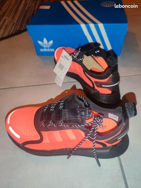 Adidas NMD V3 (image 2)