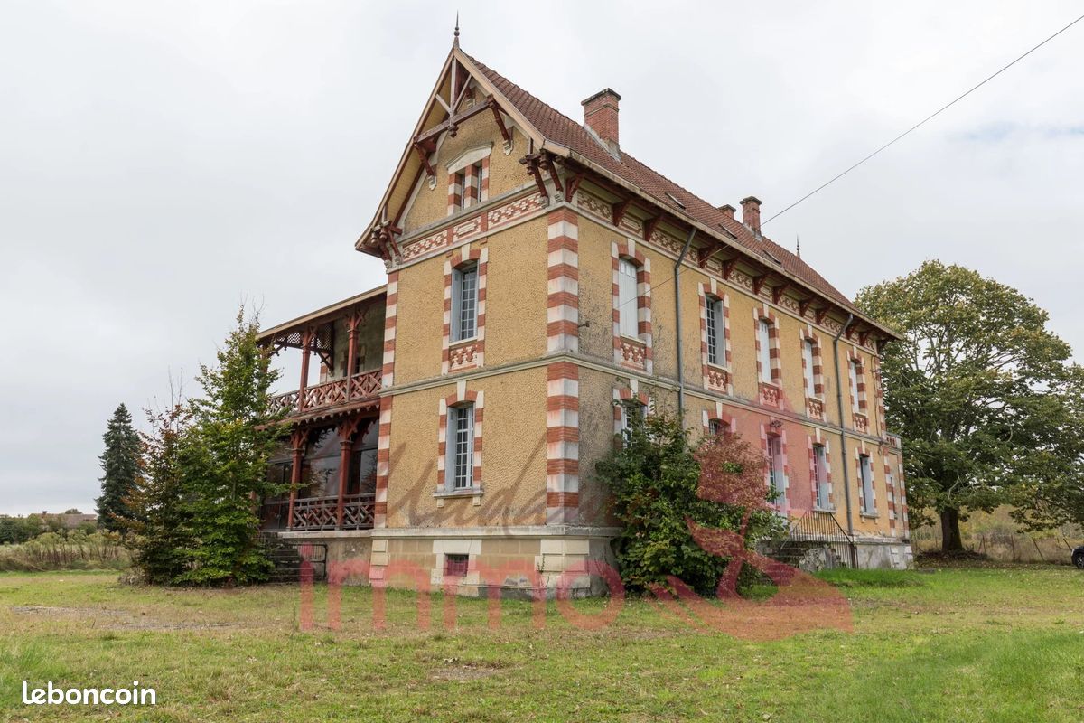 Maison 15 pièces 550 m² · à Saint-Gein · 550 m² · 506 132 €