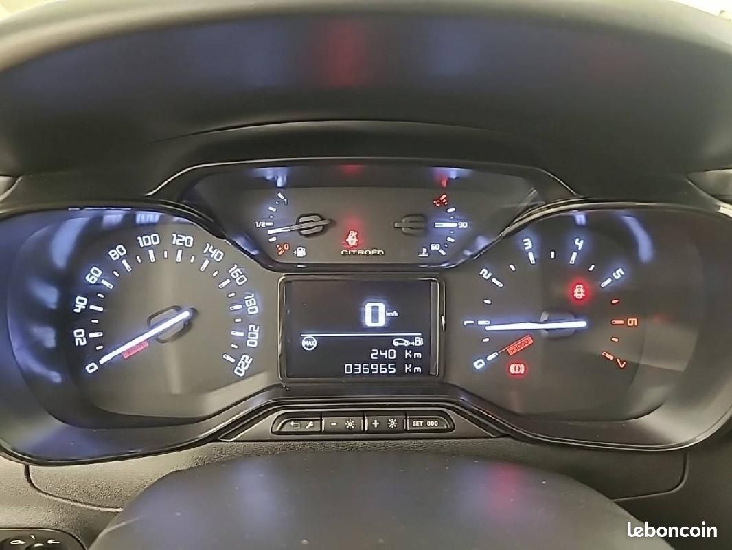 Citroën C3 PureTech 83 S&S BVM5 - YOU (image 10)