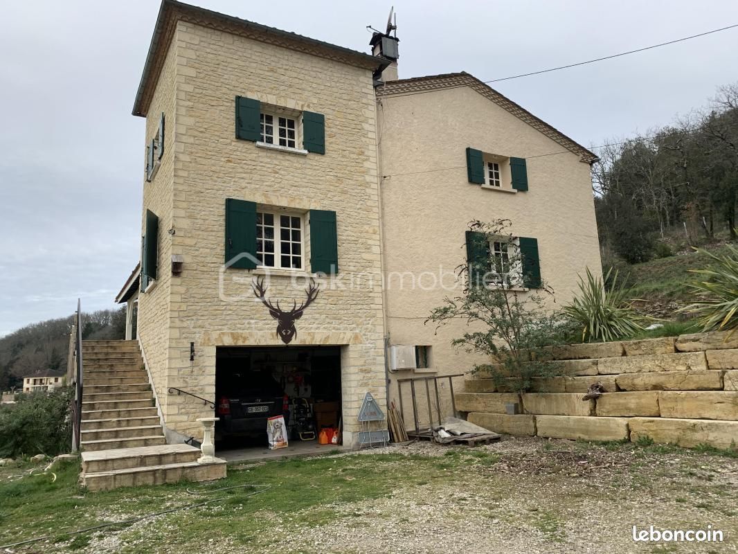 Maison 7 pièces 252 m² · à Lalinde · 252 m² · 387 000 €