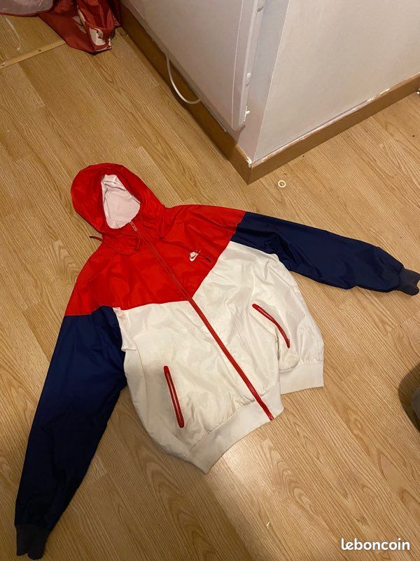 Veste nike (image 1)