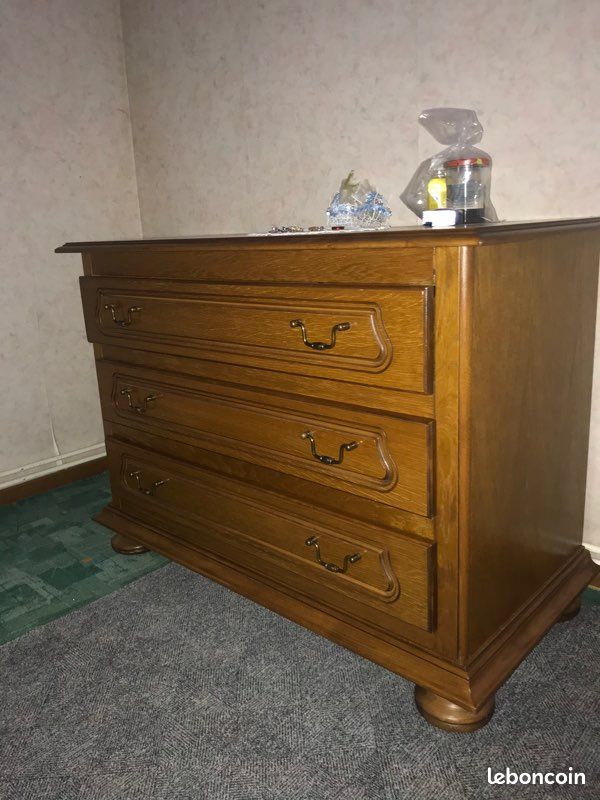 Commode (image 2)