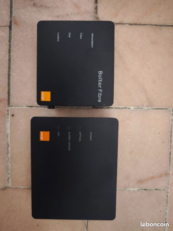 Boîtier Fibre Optique Orange - Echolife HG8010H, état Fonctionnel