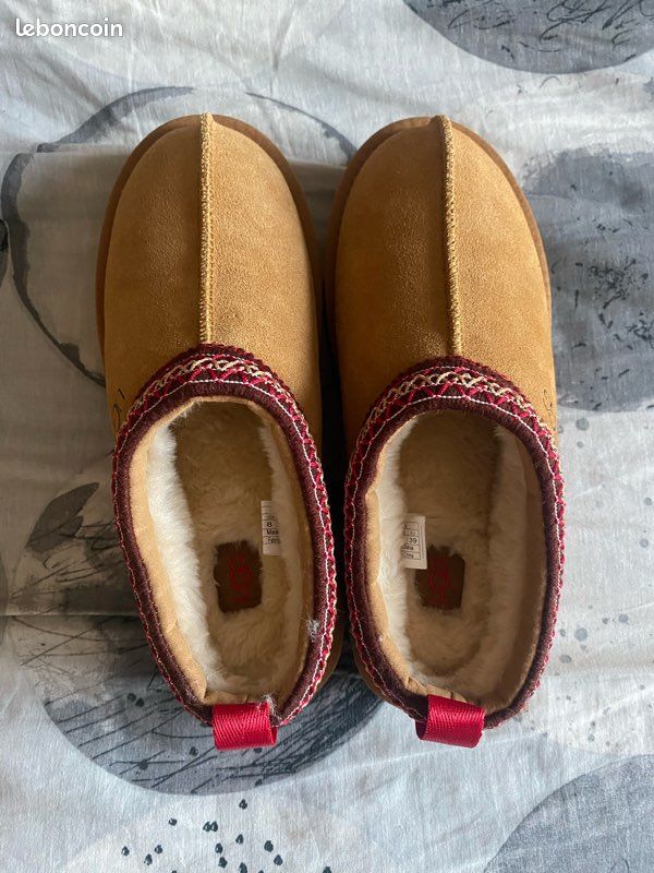 Ugg (image 2)