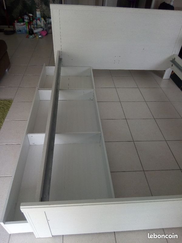 Cadre de lit IKEA 160x200+4 tiroirs en bon état naud86 (image 3)