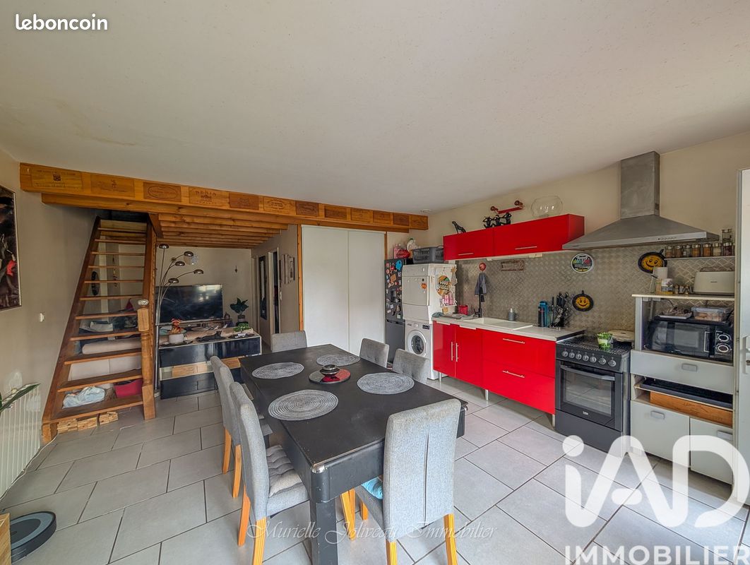 Maison 3 pièces 86 m² · à Lamarque · 86 m² · 135 000 €