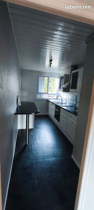 Appartement 3 pièces 65 m² · à Saint-Julien-les-Villas · 65 m² · 720 €
