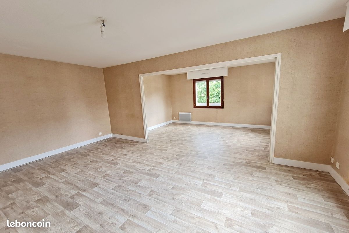 Appartement 4 pièces 98 m² · à Noyal-sur-Vilaine · 98 m² · 799 €/mois