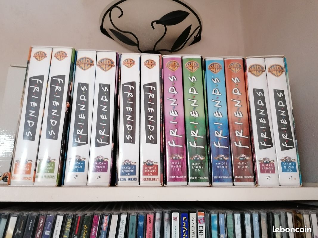 Coffrets VHS Friends Saisons 5 à 7 (image 1)