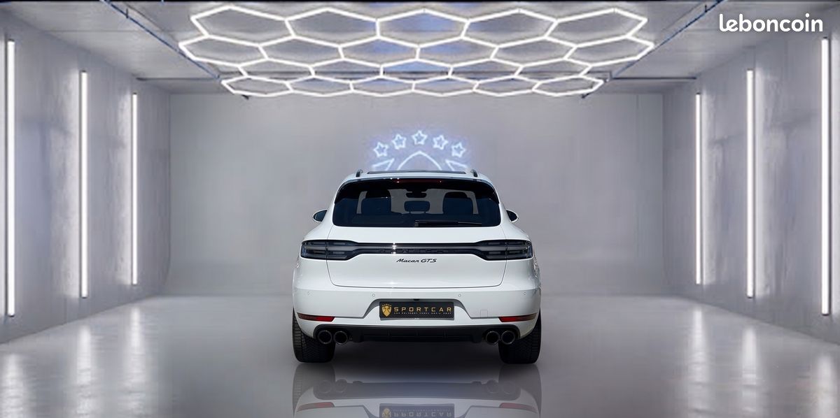 PORSCHE MACAN GTS 2.9 V6 380CH PDK / Pack Design Sport / TOIT OUVRANT PANORAMIQUE / PACK CUIR ETENDU / ECHAPPEMENT SPORT / PASM / Pack Audio BOSE / Régulateur Adaptatif / Attelage remorque électrique (image 3)