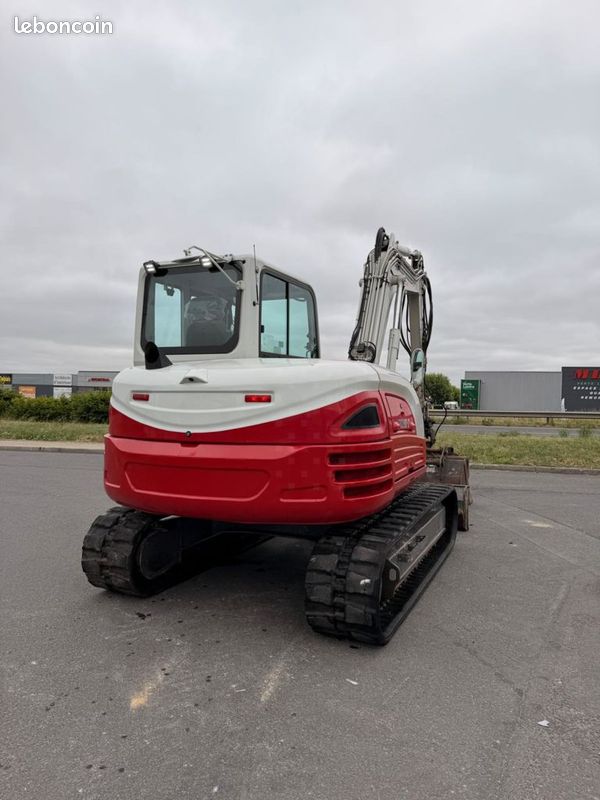 Takeuchi TB290-2 (image 8)