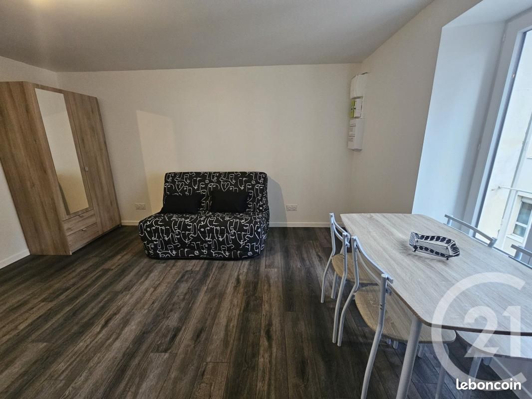Appartement 2 pièces 30 m² - Locations