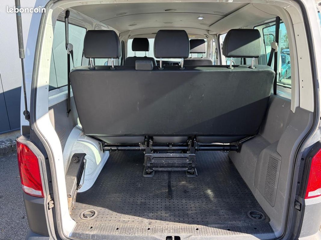VOLKSWAGEN TRANSPORTER T6 MINIBUS 8 Places 2.0 TDI 110 Business Line (image 15)
