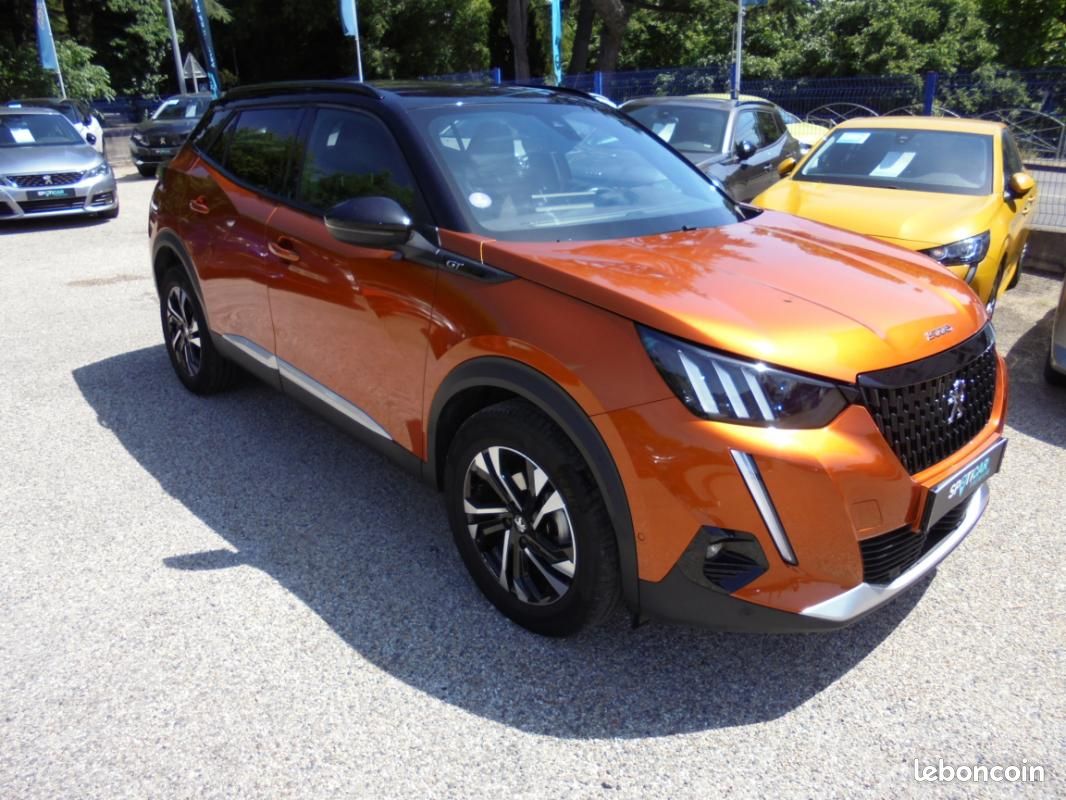 Peugeot 2008 130 SetS EAT8 GT (image 3)