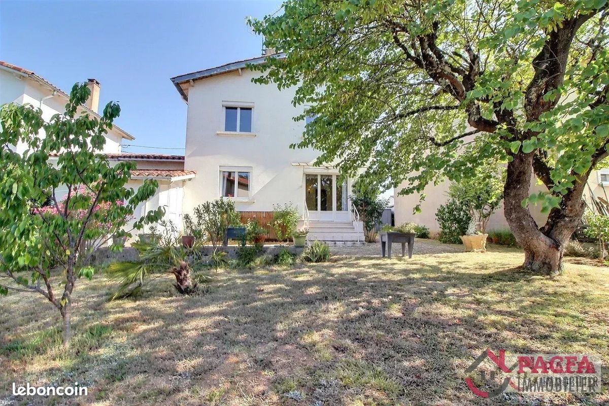 Maison 5 pièces 81 m² · à Castres · 81 m² · 172 000 €