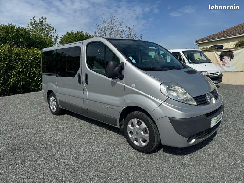 Trafic passenger 2.0l dci115 tpmr (image 1)