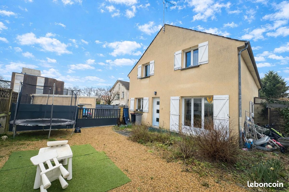 Maison 4 pièces 83 m² · à Viry-Châtillon · 83 m² · 280 000 €