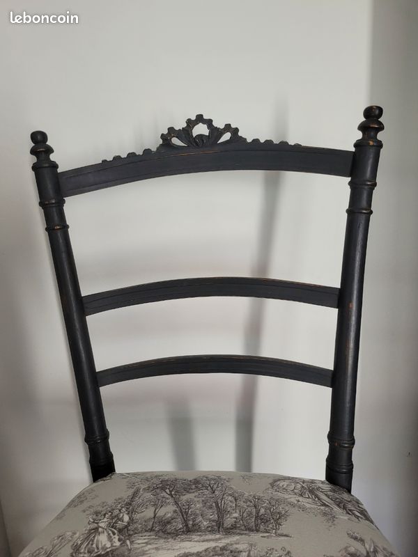 Chaise ancienne (image 5)