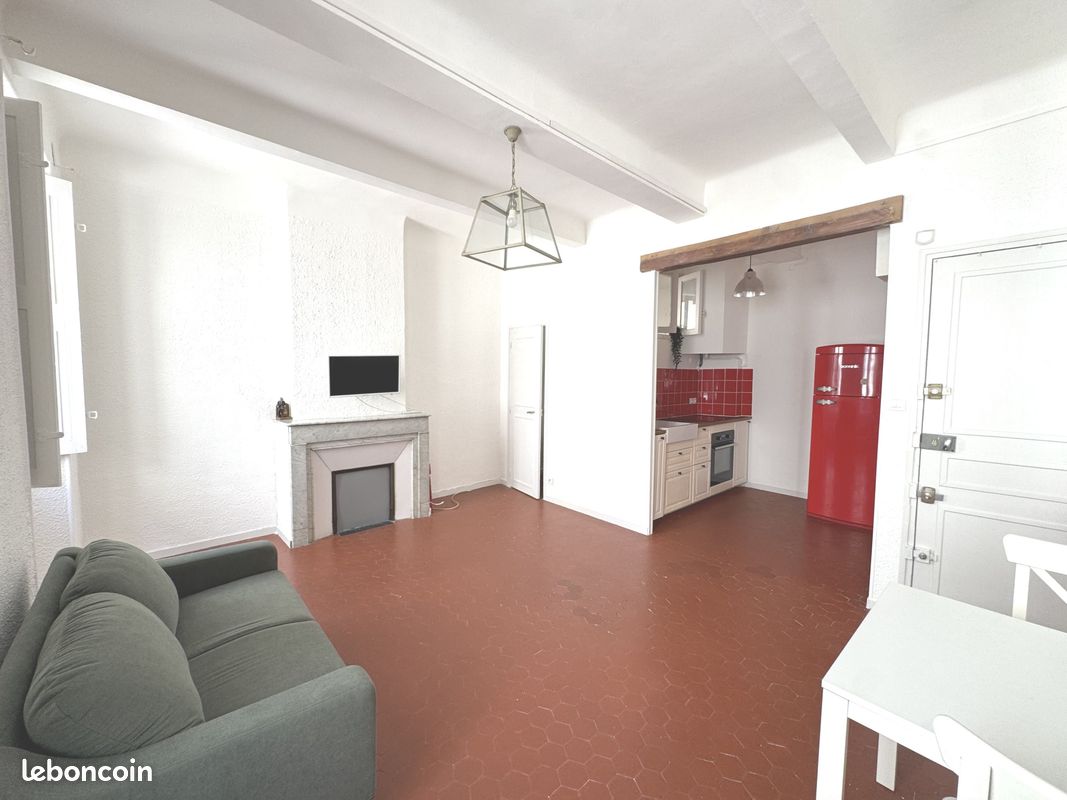 Appartement 2 pièces 34 m² · à Cassis · 34 m² · 880 €