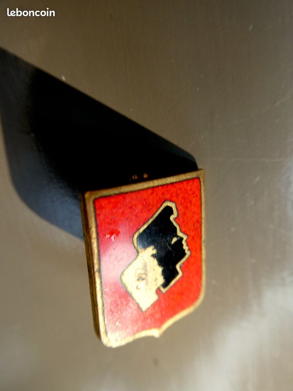 Pin's Supporter Football Aldershot - Broche émaillée Vintage - Ancien Badge Club