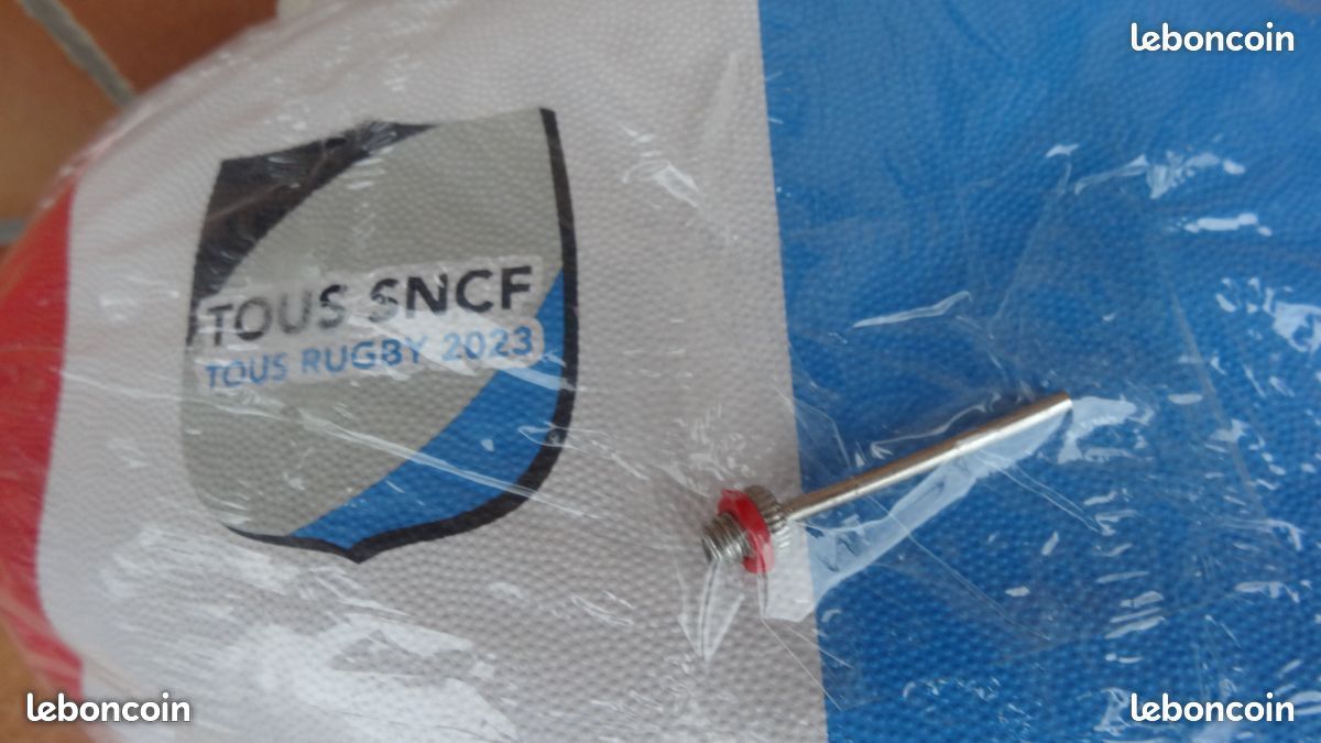 SNCF objet publicitaire Ballon de Rugby Sponsor officiel coupe du monde