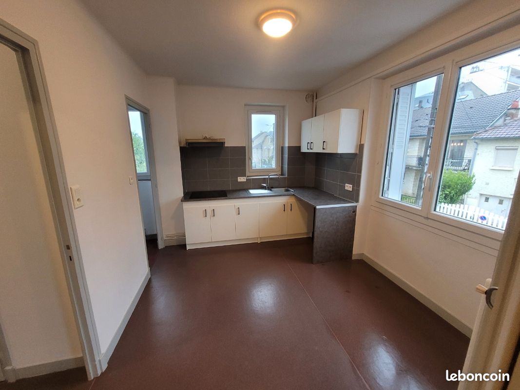 Appartement 2 pièces 52 m² · à Brive-la-Gaillarde · 52 m² · 620 €