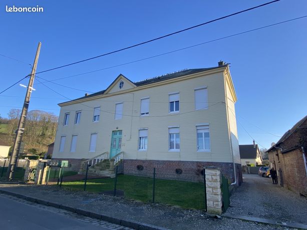 Maison 9 pièces 300 m²