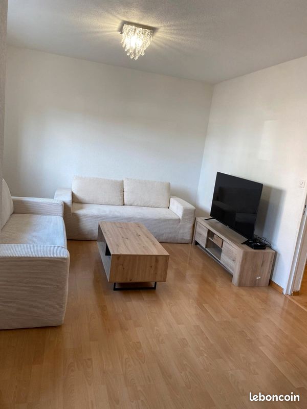 Appartement 3 pièces 70 m² · à Saint-Louis · 70 m² · 950 €