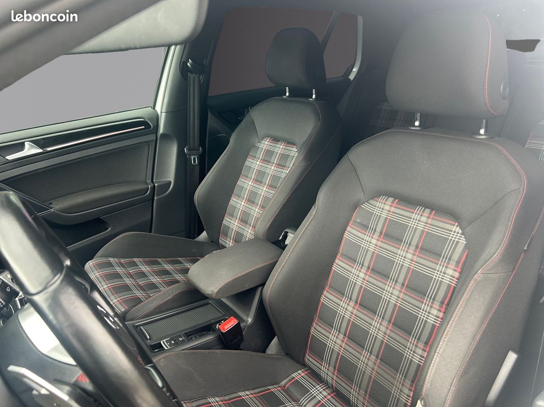 VOLKSWAGEN GOLF 7 2.0 TSI 230 GTI PERFORMANCE DSG6 230Ch Garantie 12 mois (image 8)