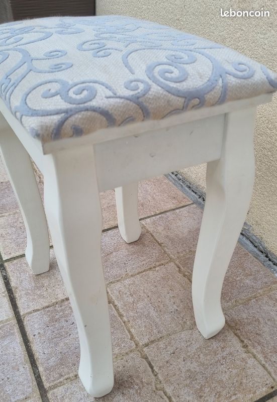 Petit tabouret (image 2)