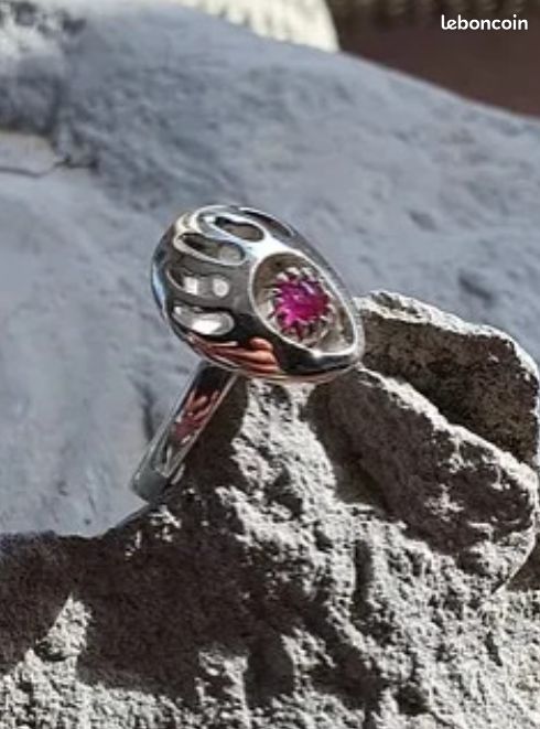 Bague argent massif et Rubis Montres Bijoux