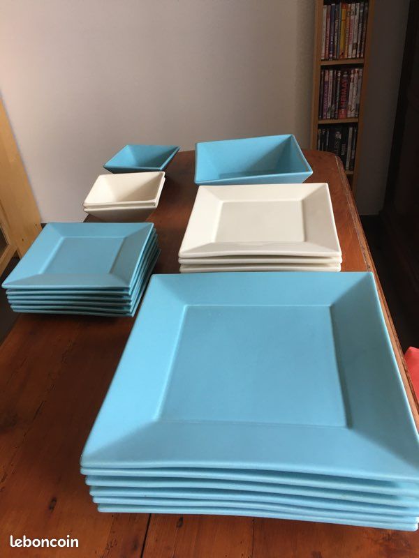 Service assiettes et plats (image 1)