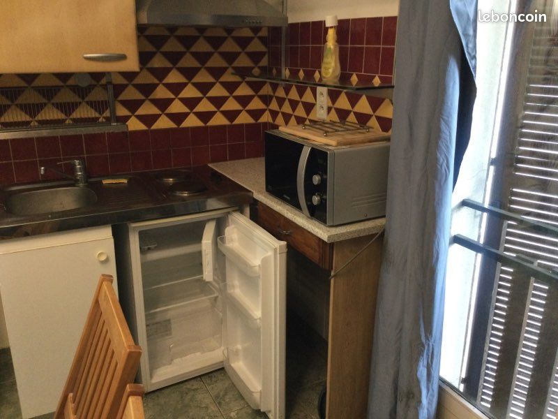 Appartement 1 pièce 17 m² · à Naves · 17 m² · 350 €/mois