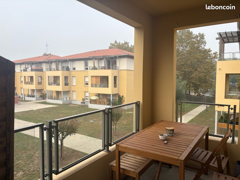 Location t2 dax (image 4)