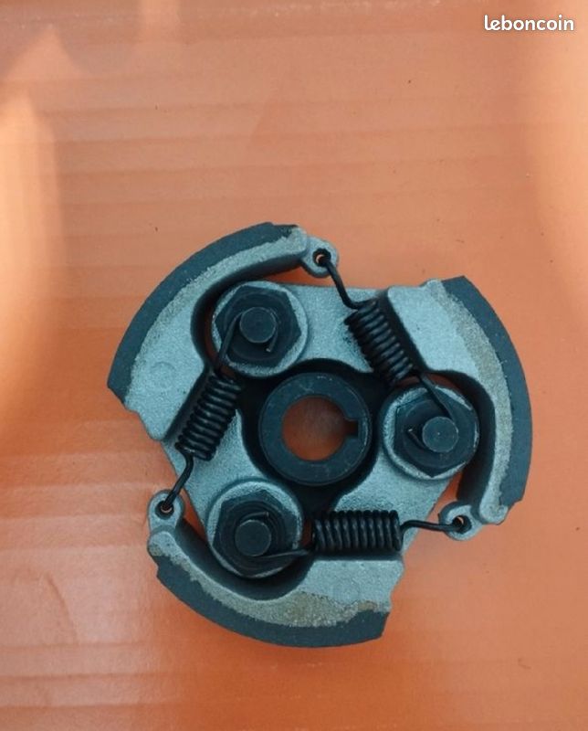 Embrayage neuf pocket bike (image 1)