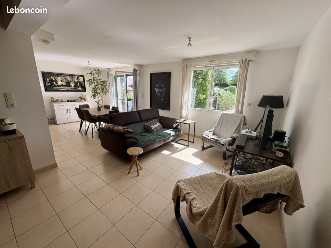 Maison 4 pièces 102 m² · à Theix-Noyalo · 102 m² · 1 190 €/mois
