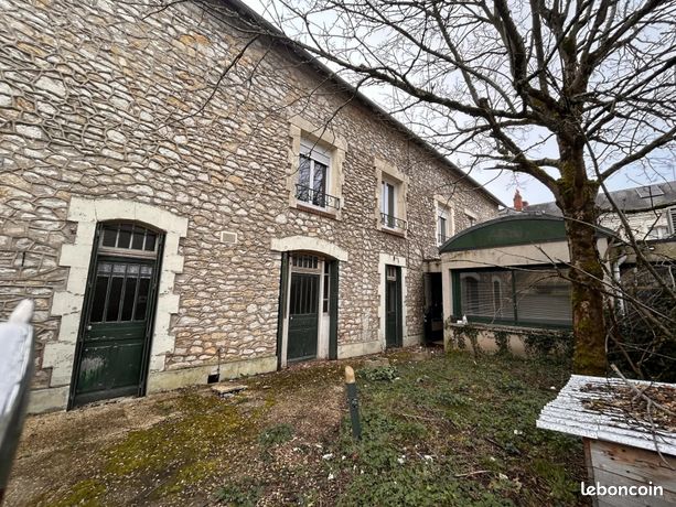 Maison de ville 8 pièces 240 m²
