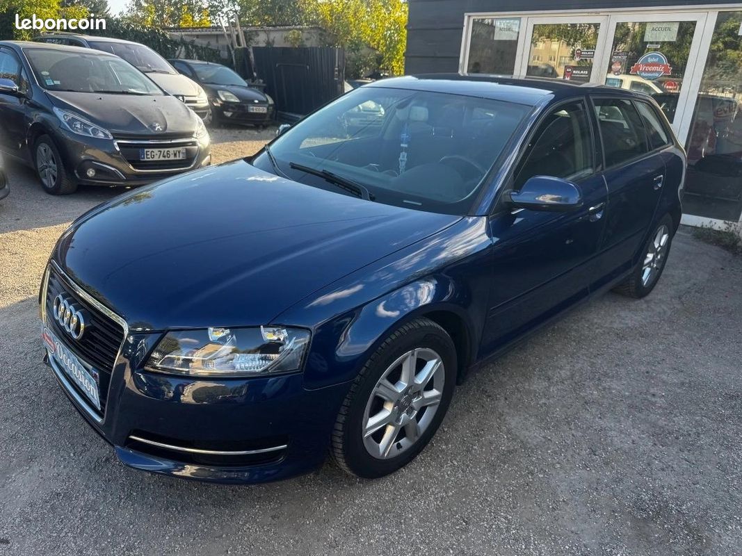 Audi A3 SPORTBACK 1.6 TDI 105 AMBIENTE (image 1)