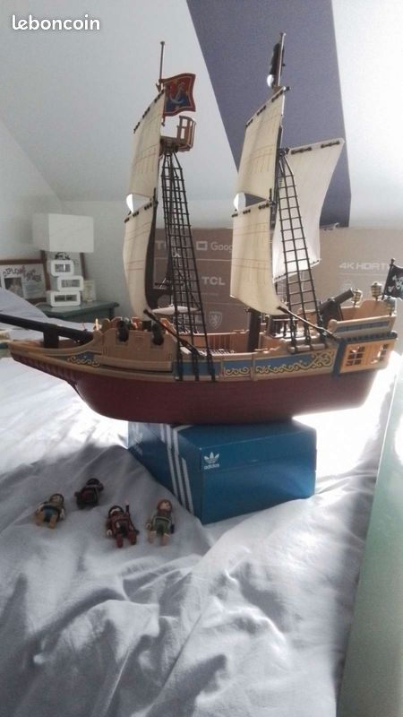 Bateau pirate playmobil (image 1)