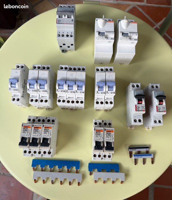 Matériel électrique (image 1)