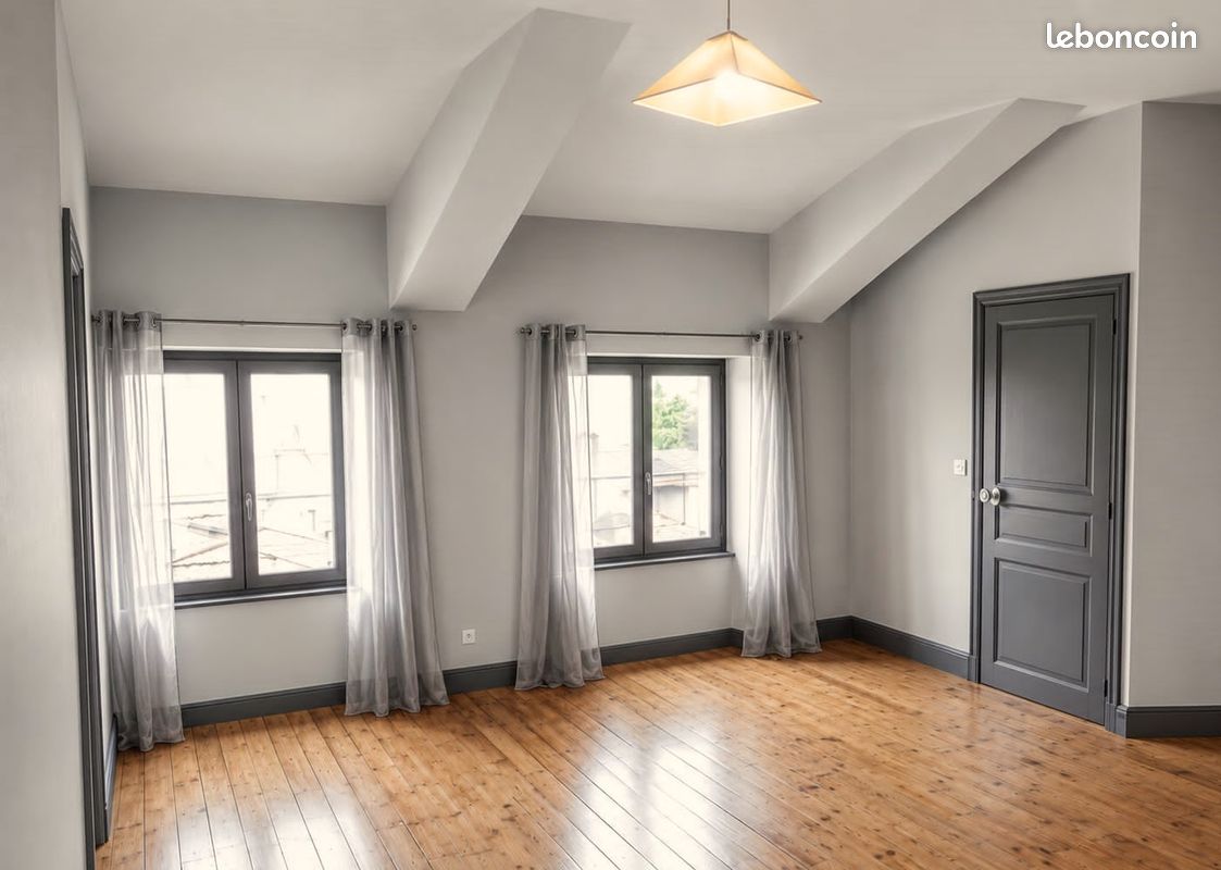 Appartement 4 pièces 70 m² · à Issoire · 70 m² · 555 €