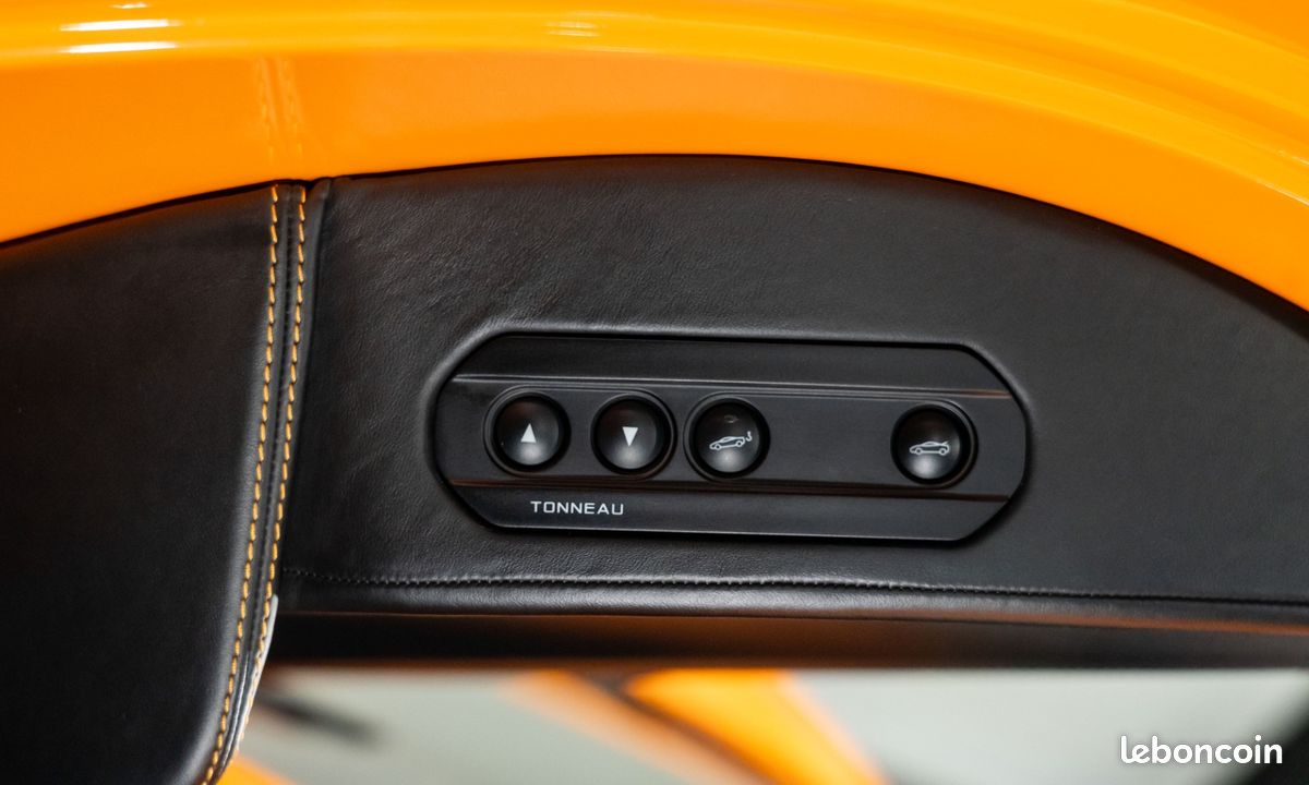 MCLAREN MP4-12C Spider V8 3.8 625 - FRANCAISE / Lift / Echapp. Sport / Carbone / Cuir étendu / Meridian / 1535EMOIS (image 26)