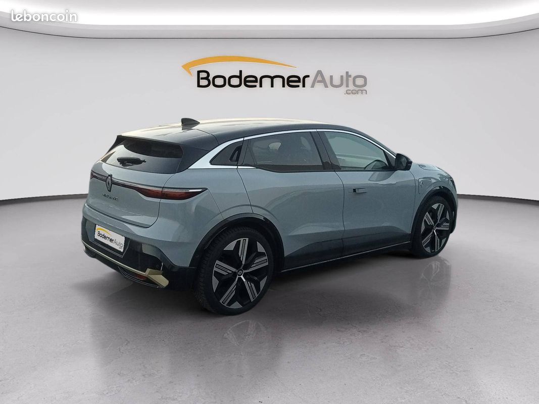 RENAULT Megane E-Tech EV60 220 ch super charge Iconic (image 5)