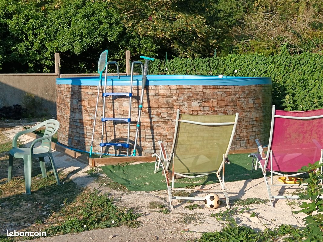 Piscine hors sol Trigano ronde métallique hauteur 1, 05m, Diamètre 3,60 (image 1)