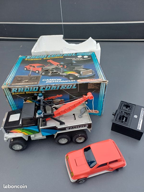 Double Camion télécommandé 1:20 Mercedes-Benz Arocs (Fire Truck) E667-003