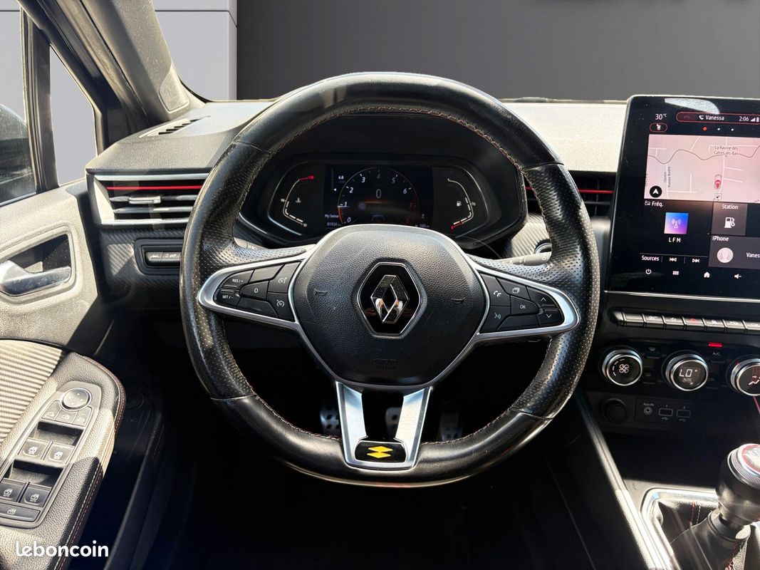 RENAULT CLIO V TCe 90Ch RS. Line Carplay GPS Caméra 360° Garantie 12 mois (image 13)