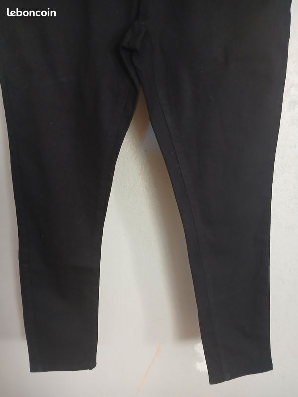 Jeans taille 44 (image 3)