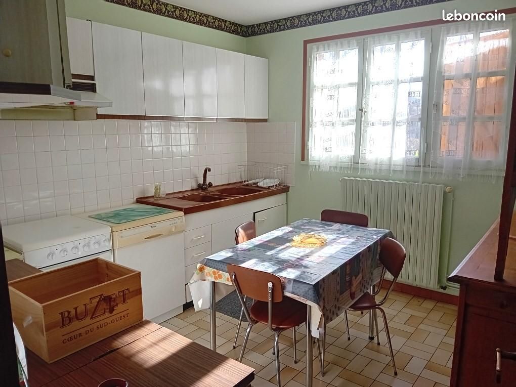 Vente | Maison T6 | 6p | 3ch | 211 m² | Billom | Expo Sud | Terrasse · Balcon (image 7)