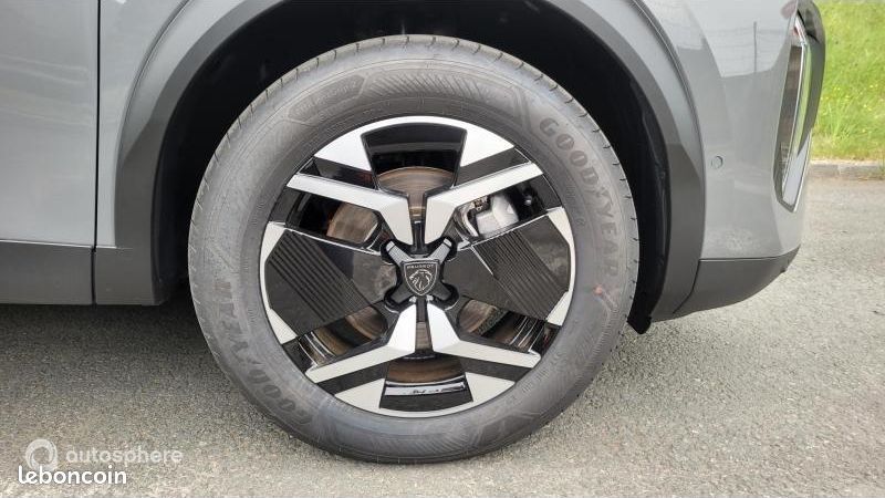 Peugeot 2008 e-2008 156ch 54 kWh Allure (image 31)