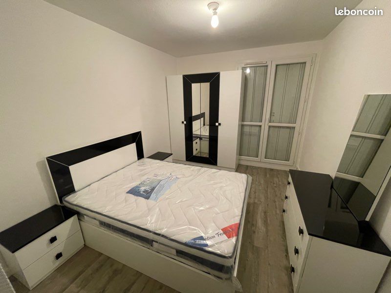 Chambre à coucher complète (image 5)